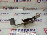 Педаль тормоза Renault Duster 465018032R