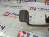 Педаль тормоза Renault Duster 465018032R