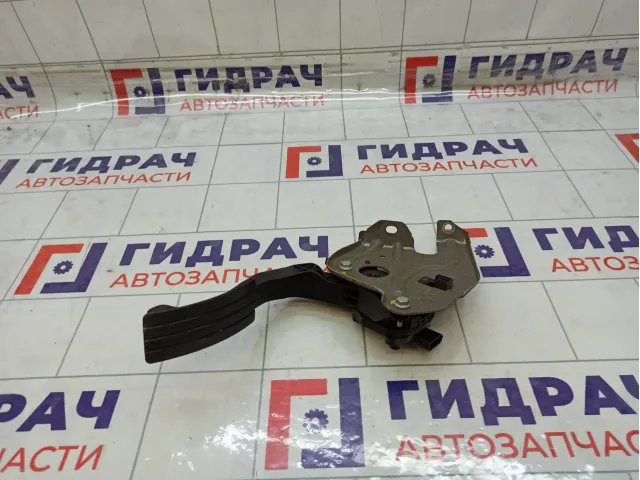 Педаль газа Renault Duster 180022703R