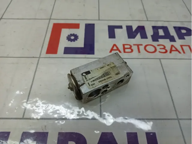 Клапан кондиционера Renault Duster 6001547682