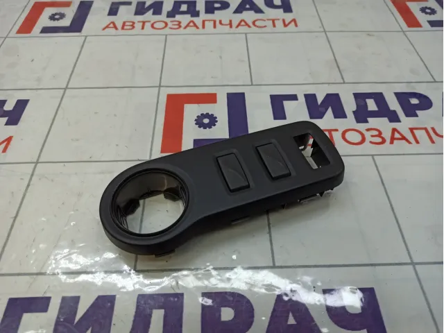 Накладка торпедо Renault Duster 251635247R