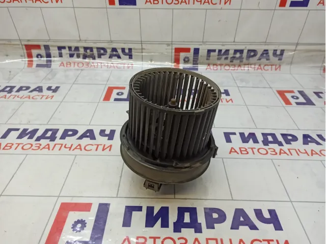 Моторчик отопителя (печки) Renault Duster 272100975R