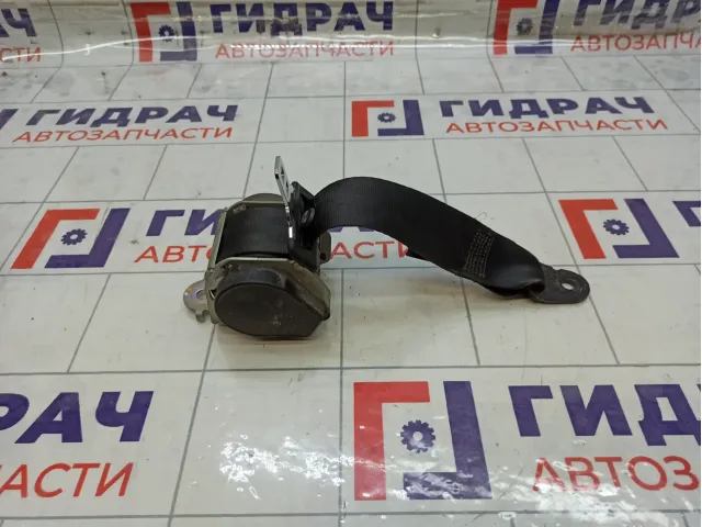 Ремень безопасности задний Renault Duster 8200751262