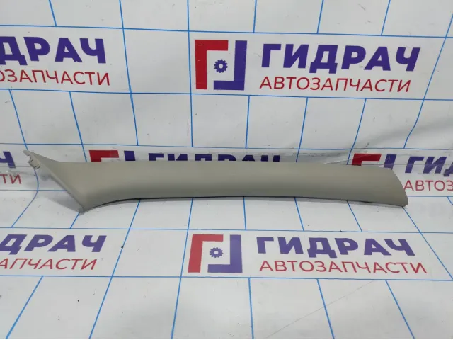 Обшивка стойки передней правой верхняя Renault Duster (HS) 8200732333