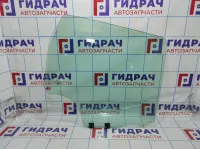 Стекло двери задней правой Renault Duster (HS) 823003687R