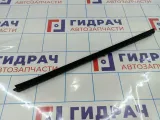 Уплотнитель стекла заднего левого Renault Duster (HS) 823310035R