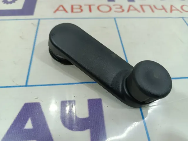 Ручка стеклоподъемника Renault Duster (HS) 8200673745
