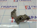 Кронштейн генератора Renault Duster (HS) 117102094R