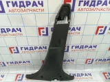 Обшивка стойки центральной правой нижняя Renault Duster (HS) 8200823419.