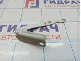 Петля капота правая Renault Duster (HS) 654007102R.