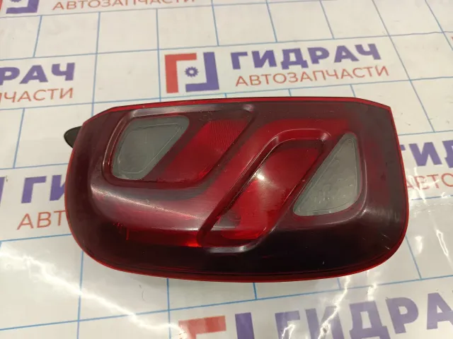 Фонарь задний левый Renault Duster (HS) 265550368R.
