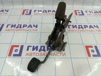 Педаль тормоза Renault Duster (HS) 465016578R.