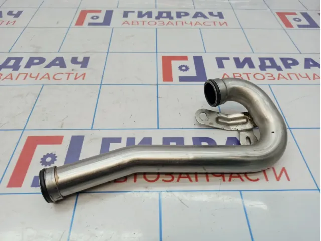 Трубка картерных газов Renault Duster (HS) 8200744818.