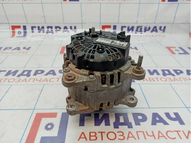 Генератор Renault Duster (HS) 231006833R. Сломана фишка.