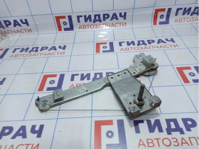 Стеклоподъемник механ. задний правый Renault Duster (HS) 8200733830.