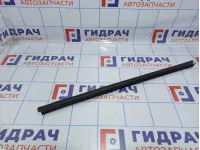Уплотнитель стекла двери передней левой Renault Duster (HS) 8200760256.