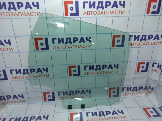 Стекло двери задней правой Renault Duster (HS) 823015327R.
