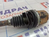 Привод задний Renault Duster (HS) 396005911R. Дефект.