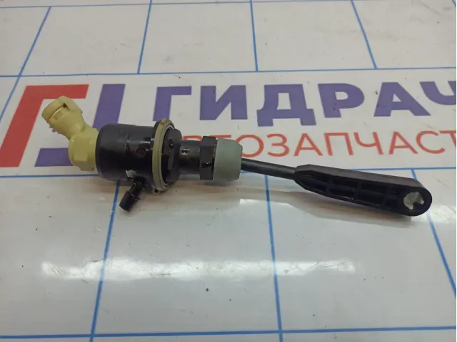 Цилиндр сцепления главный Renault Duster (HS) 306100394R.