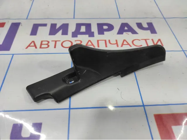 Крышка петли капота Renault Duster 668220006R. Левая.