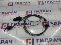 Трос открывания капота Renault Duster 656201310R. С ручкой и тросами корректора фар.