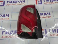 Фонарь задний левый Renault Duster 265550368R. Дефект.