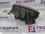 Фара правая Renault Duster 260107307R.Дефект стекла.