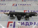Рейка топливная (рампа) Renault Duster 175200117R. С кронштейном.
