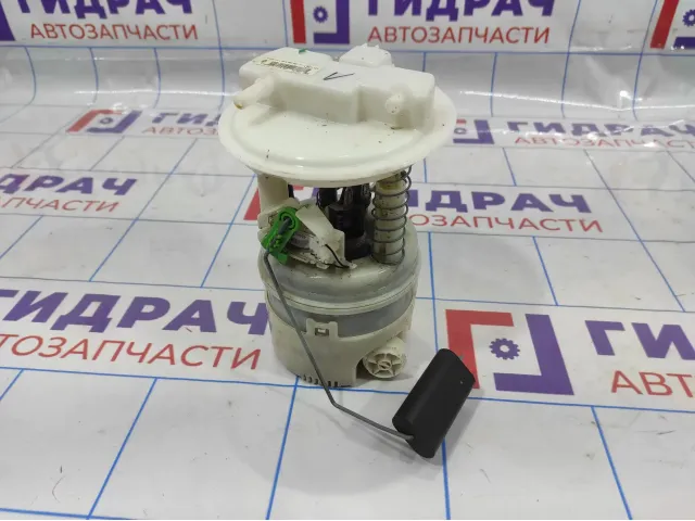 Насос топливный электрический Renault Duster 172022047R.