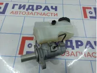 Цилиндр тормозной главный Renault Duster 460117430R.