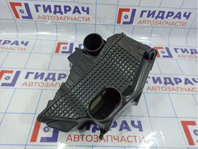 Корпус воздушного фильтра Renault Duster 165001258R.