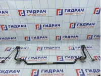 Стабилизатор передний Renault Duster 546111180R.
