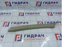 Обшивка стойки передней левой верхняя Renault Duster 8200732334.