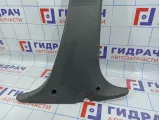 Обшивка стойки средней правой нижняя Renault Duster 8200823419.