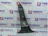 Обшивка стойки средней правой нижняя Renault Duster 8200823419.