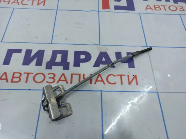 Трос стояночного тормоза центральный Renault Duster .
