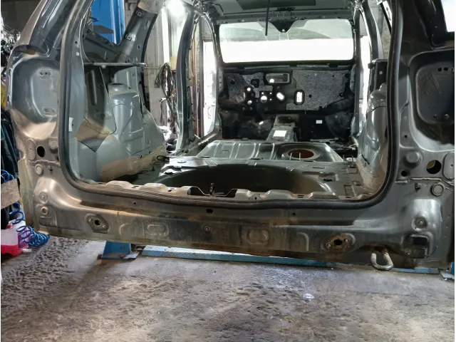 Панель задняя Renault Duster