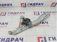 Стеклоподъемник электрический задний правый Renault Duster 827207833R