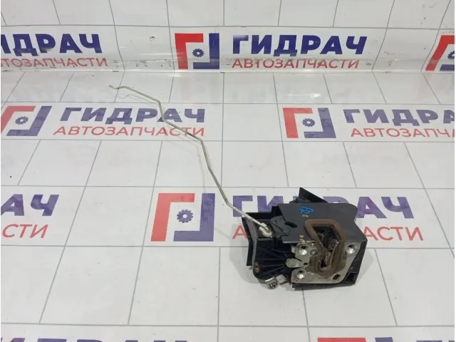 Замок двери передней правой Renault Duster 805024897R