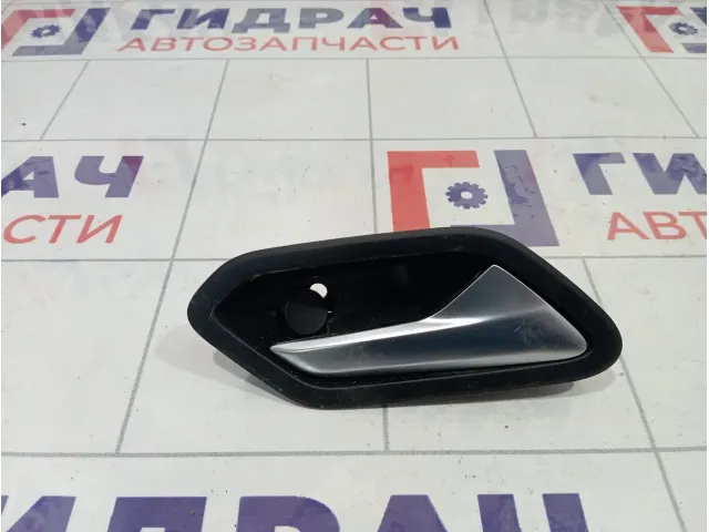 Ручка двери внутренняя правая Renault Duster 826723850R