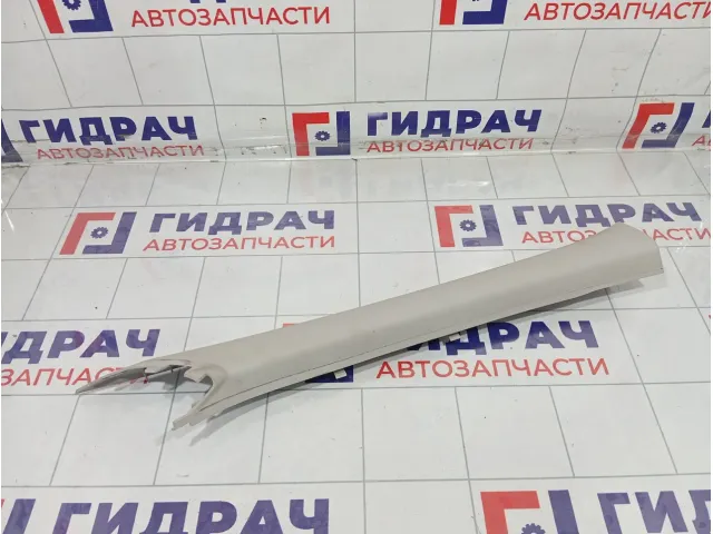 Обшивка стойки передней правой верхняя Renault Duster 769111971R