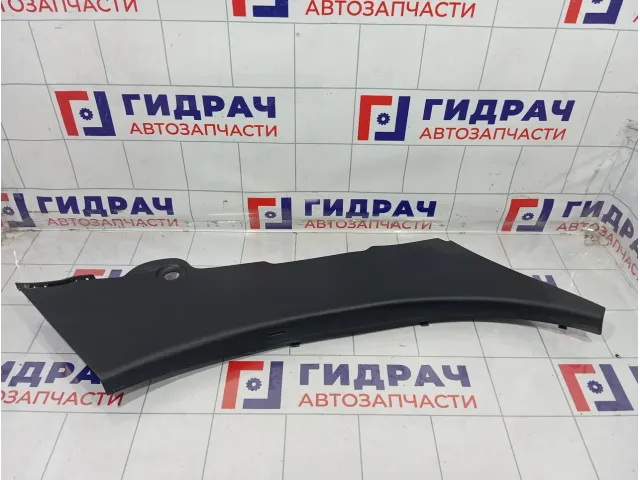 Обшивка стойки задней правой Renault Duster 769361302R