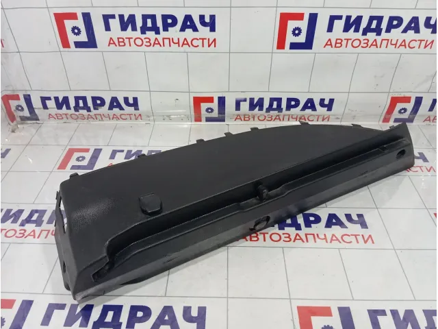 Обшивка багажника правая Renault Duster 799117445R