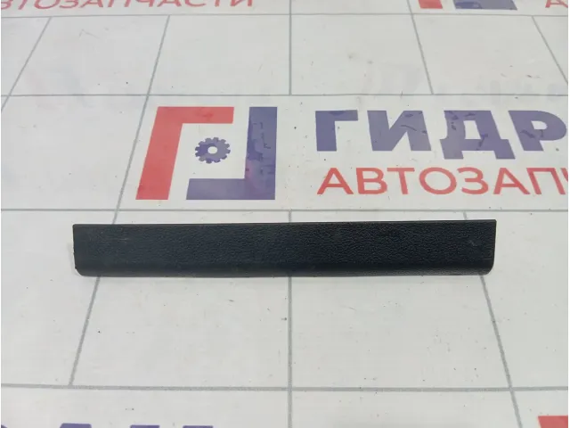 Накладка торпедо Renault Duster 683101242R