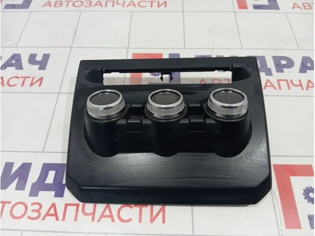 Блок управления климатической установкой Renault Duster 275105451R