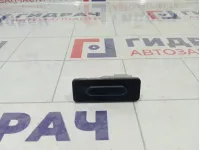 Кнопка открывания багажника Renault Duster 906069264R