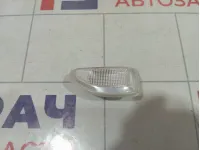 Повторитель на крыло левый Renault Duster 62111601