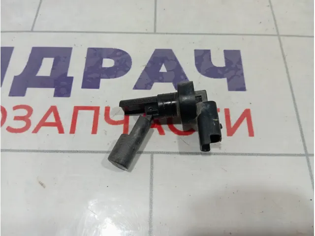 Датчик уровня в бачок омывателя Renault Duster 3020923A00