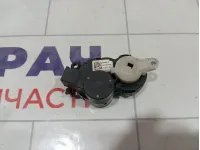 Моторчик заслонки отопителя (печки) Renault Duster