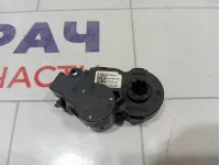 Моторчик заслонки отопителя (печки) Renault Duster